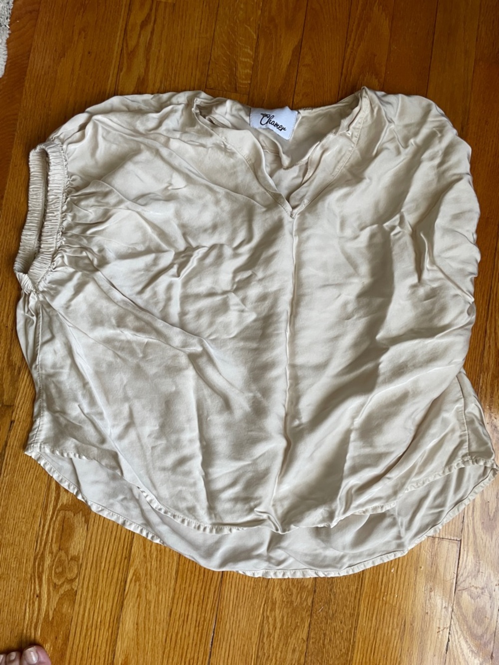 Chamer Italian satin like Cream V-Neck Short Sleeve Blouse